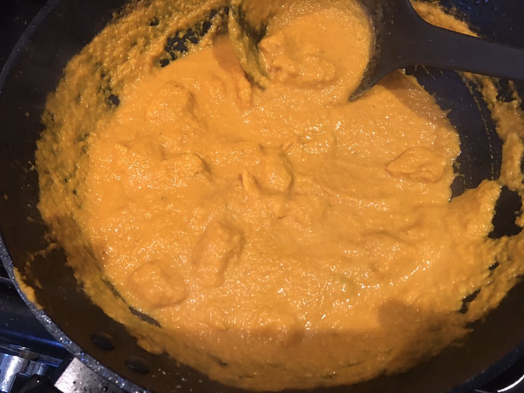 First attempt at Chicken Korma <a href="/TheCurryGuy/">The Curry Guy</a> kids loved it .