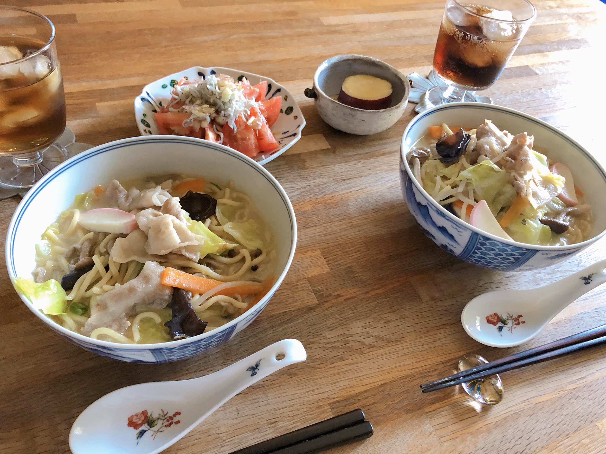 おりえ 長崎ちゃんぽん熱がやっと鎮火した たぶんリンガーハットのキャベツひと玉無料配布が話題になった時から食べたかった 満たされた 美味しかった スーパーで見付けた長崎直送のちゃんぽんスープが当たりだった トマトは茗荷と おりえ 長崎ちゃんぽん熱がやっと鎮火した たぶんリンガーハットのキャベツひと玉無料配布が話題になった時から食べたかった 満たされた 美味しかった スーパーで見付けた長崎直送のちゃんぽんスープが当たりだった トマトは茗荷と