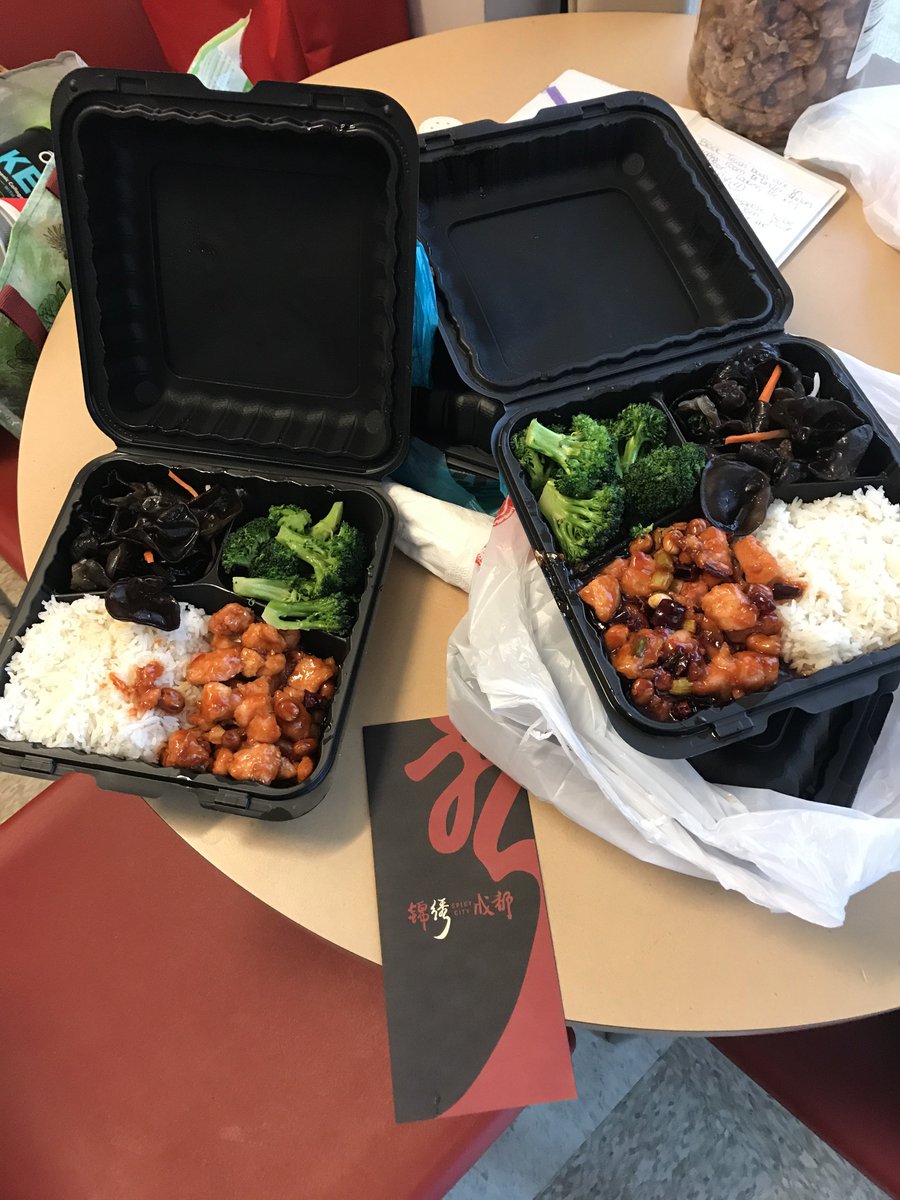 HustSeattle's tweet photo. Some delicious meals from Spicy City 锦绣成都, delivered  by FanTuan Delivery 饭团外卖 to Immediate Clinic Urgent Care yesterday! 
Supporting local small businesses and medical workers 🥰 Let's support each other during this difficulty time. #WeGotThisSeattle https://t.co/HRC5fLPmHg