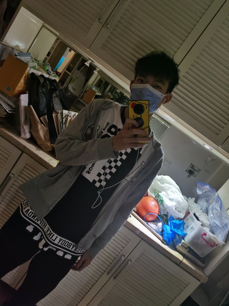EvolySama's tweet photo. 初来乍到 https://t.co/YVr6mGQzj8