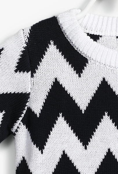 dadamamababy's tweet photo. Zig-zag sweater
This must have zig-zag knit sweater is made to keep your little one warm and cooler than the rest at the same time. Very comfortable and will look great with black pants or denim.
100% cotton.
Machine wash cold.
SKU: HU-2214-WH
https://t.co/0K5Lipltsf https://t.co/IfksmvQIfh
