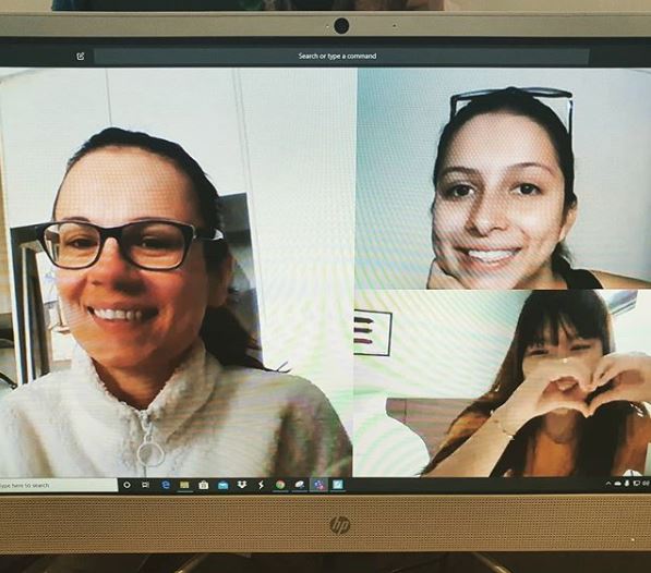 ECEnglish's tweet photo. Happy Friday! Keep smiling!
Great picture taken by an EC Melbourne teacher of international students learning English together online. https://t.co/R39X0DMdUM
#ECVirtual #LearnEnglishOnline #ECEnglish https://t.co/72DpiGncrR