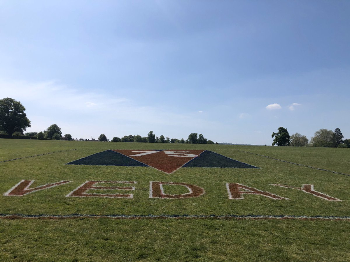 Today’s the 75th Anniversary of #VEDay 

From 8th May 1945 - a letter from the Ministry of Agriculture &amp; Fisheries (courtesy of Laurence Matthews, SCAS)

From 8th May 2020 - a picture in Stoke Park, Guildford (close to our usual Main Ring site!)
#VEDay75 #Surrey <a href="/veday75official/">veday75official</a>