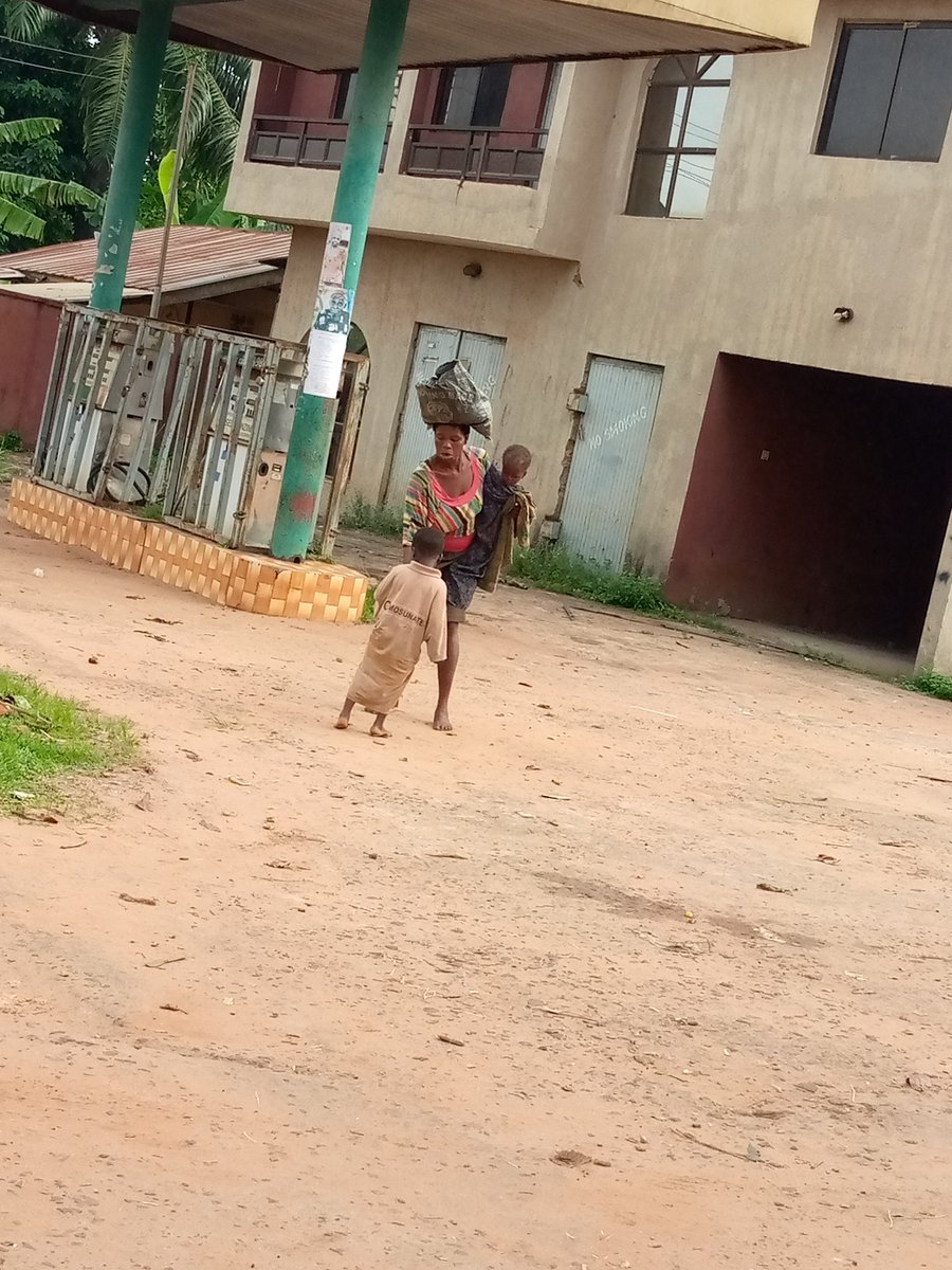 Anambra 1st Son #Humanityb4religion tweet media