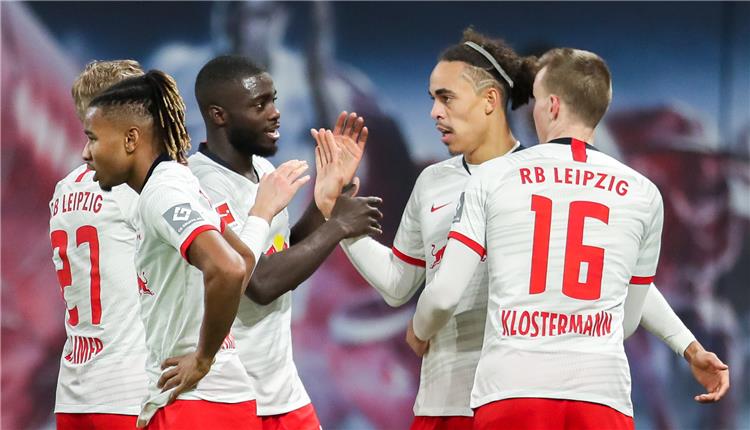 13+ مقارنة بطولات ريال مدريد وبرشلونة PNG