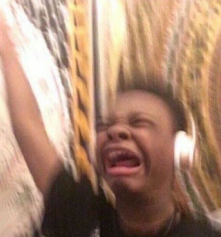 thatcutiemabel's tweet photo. all of us rn 🖤 #stuckwithu @ArianaGrande @justinbieber https://t.co/vptpv53oF7