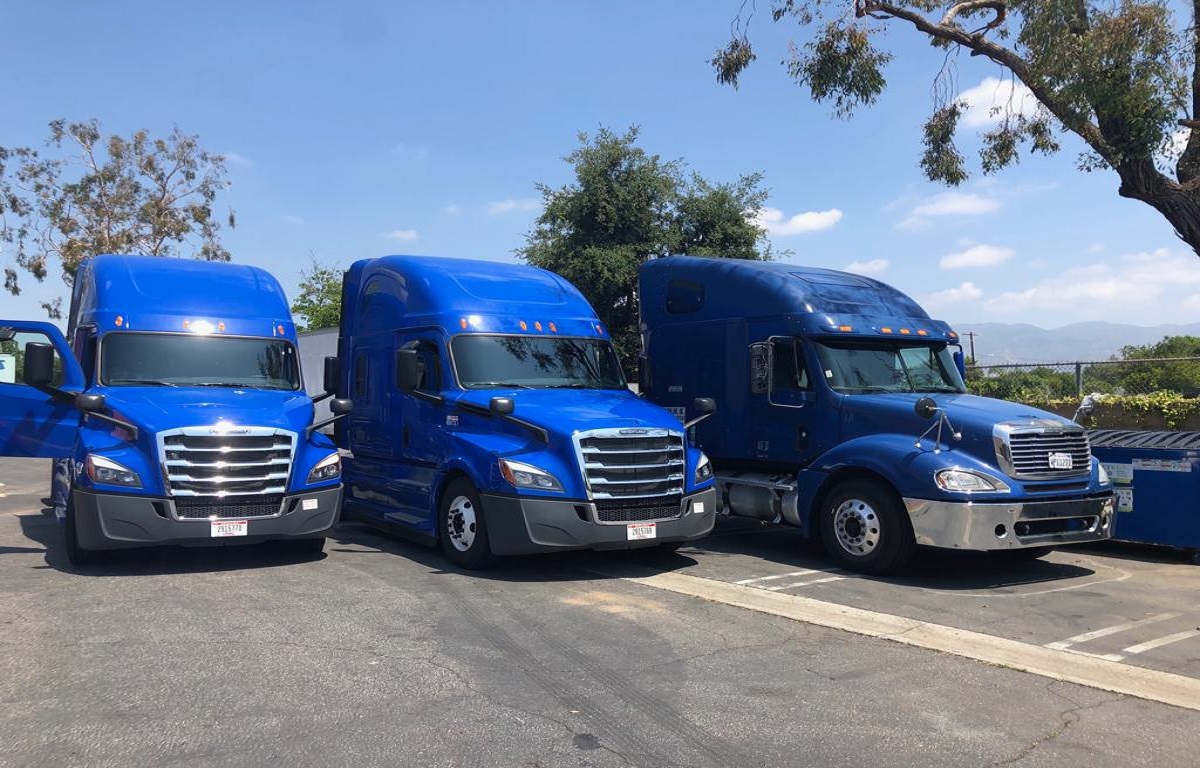 SkyVanLine1's tweet image. Are you moving from california to Georgia? Then our services will keep you covered. From possessing trucks of all sizes to ensuring the safety of your belongings, we offer much more. Contact us. bit.ly/2SPiTYS
#movinginterstate #movingcompany #movingservices