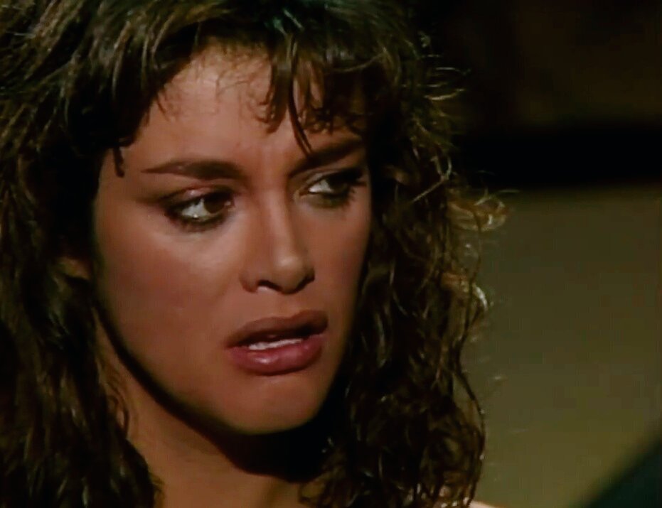 albaluciaparamo's tweet photo. @MartnezPi @LuciaMendezOf @Lulu24G @Anastasia0405 @marilu689499 @mybayka @MendezGalilea @VikaPronina65 @Liliya_SB @TStrupcina @Cadenas70 @SamuelT96387137 @luisfer36665956 @TLNovelasRetro @frankcabrera17 @GenaroR15130672 @1982papi #ElEstrañoRetornoDeDianaSalazar 
Esta espectacular!!Me encanto esta escena💻🍀🌏👏👏#LucíaMendez🌟🌏👏👏👏 https://t.co/n3Qr62plWg