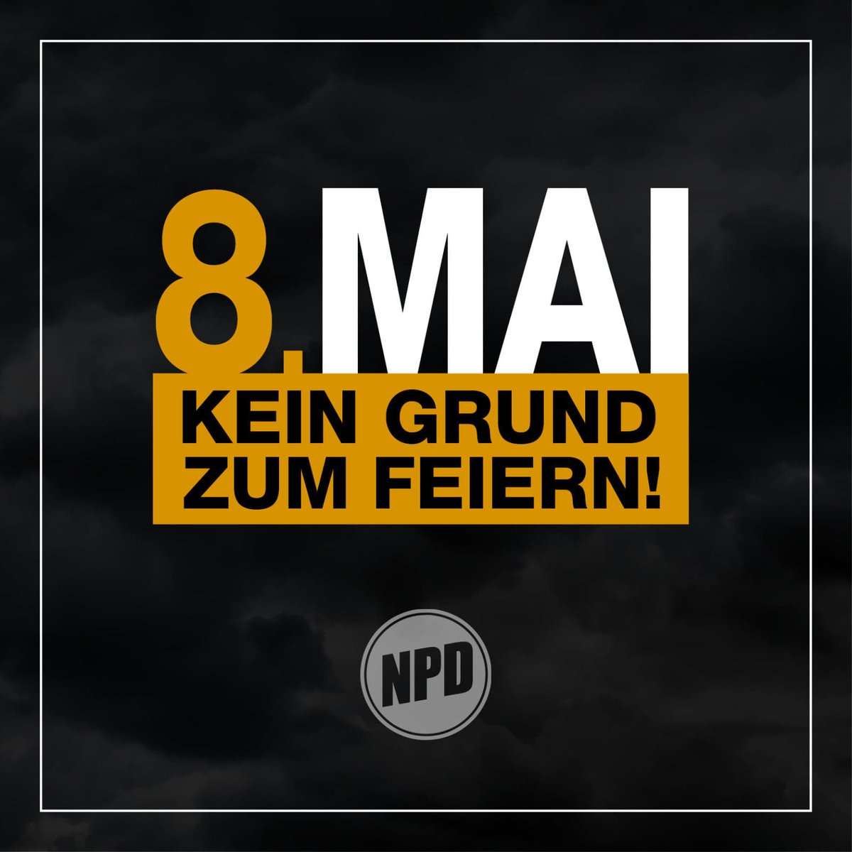 heimat_de's tweet photo. Dass der #8Mai als "Tag der #Befreiung" in #Berlin in diesem Jahr ein #Feiertag ist, ist eine Schande! Kein gesundes Volk feiert den Tag, an dem die eigenen Vorfahren zum Abschuss frei gegeben wurden und die millionenfache Vertreibung von Eltern und Großeltern ihren Anfang nahm. https://t.co/FrkUi3Ts5J