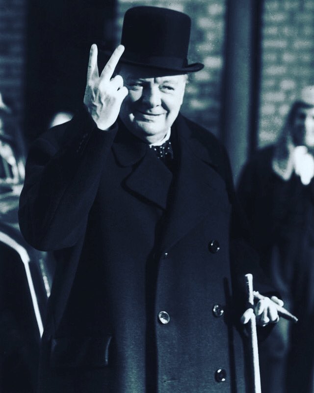 media_pimps's tweet photo. #victory ✌🏻🇬🇧
•
#veday #ve #winstonchurchill #75years #churchill #mediapimps #fitness #marketing #ww2 #socialmediamarketing #bankholiday #marketingstrategy #tgif #marketingcampaign #branding https://t.co/kooxNa2Tfy