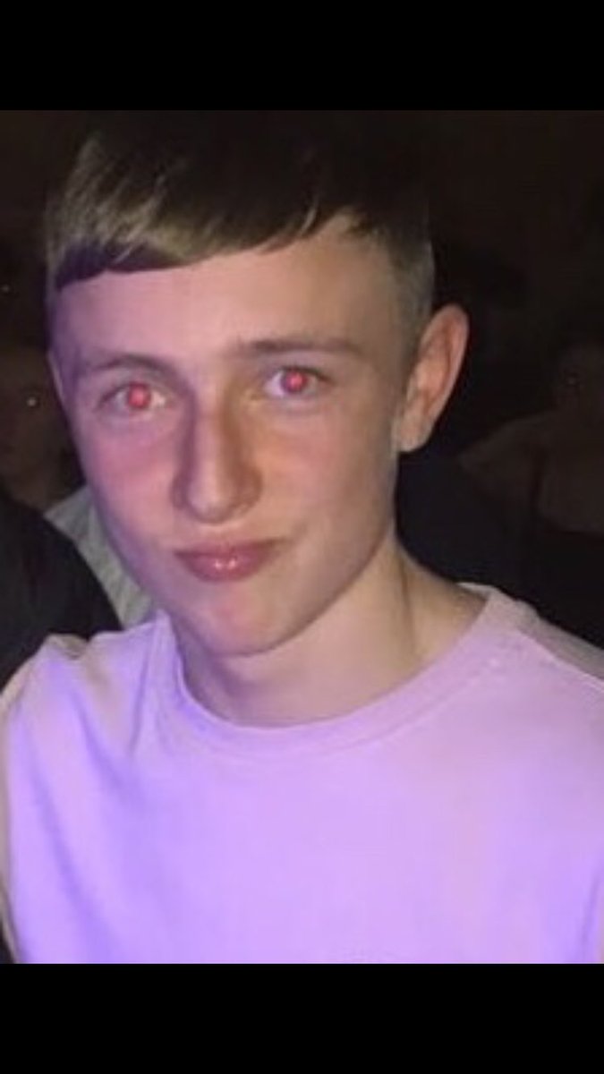 natdavey2012's tweet photo. A big happy 16th Birthday to my first born Bobby. You have have grown from a little cutie to a handsome young man have the best day you possibly can during lockdown love you lots 🎂🥳😘 @robdavey2011 https://t.co/e1OjX5vctN