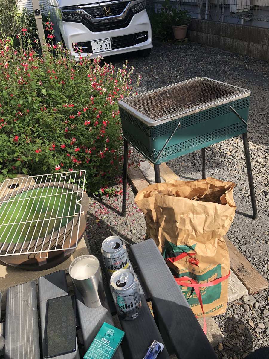 メンタル弱ソン 実家の庭で一人バーベキュー始めます