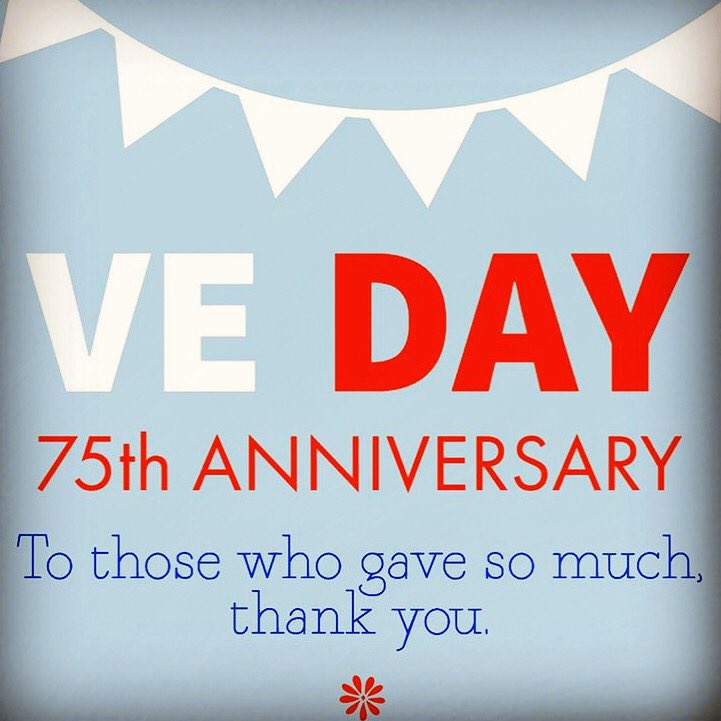 maplelillis's tweet photo. To those who gave so much and still give so much...... we salute you. 
❤️🤍💙❤️🤍💙

#veday #may #buckshawvillage #chorley #maplelilli #lestweforget #weshallrememberthem https://t.co/p0sYlARs44