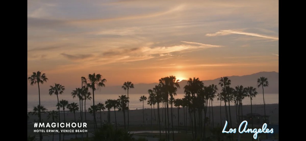 cjcamach27's tweet photo. “The sunrise, of course, doesn't care 
if we watch it or not.
It will keep on being beautiful
even if no one bothers to look at it.” https://t.co/UmiQpNj3Xw