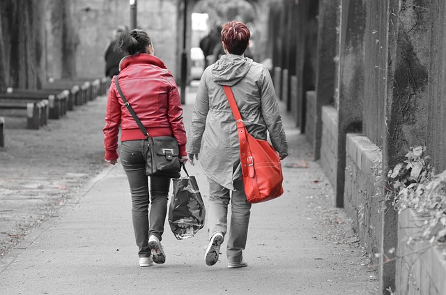 sheffordosteo's tweet photo. Ways to increase your walking... being active keeps you going, especially during these extraordinary times. Now is the perfect time to increase your walking! #Walking #Osteopathy https://t.co/Td0q8Dz324 https://t.co/DJcXomEVaA
