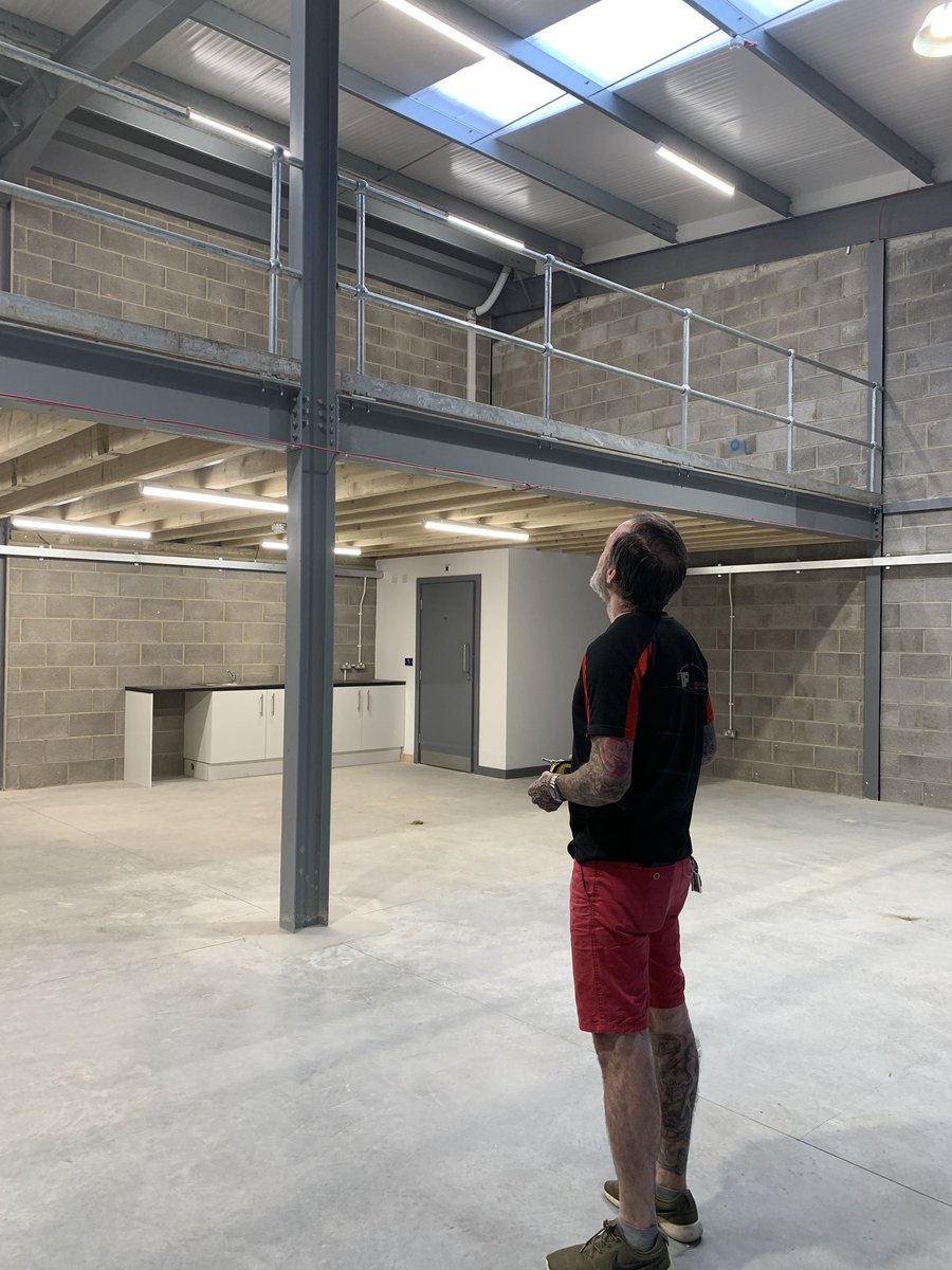 jane_taylorJT's tweet photo. So this happened yesterday.  @russurmston collected the keys to his new premises. Even in these current #Covid19UK uncertain times this guy is remaining #positive and working so hard to expand his business.  #expansion #workhard #invisiblepatterns #ppf #Manchester #3m #suntek https://t.co/s2xaKui9Gh