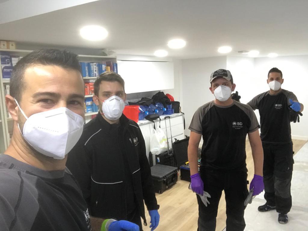 bdrowaes's tweet photo. Nuestros compañeros de instalaciones hacen posible que otra farmacia en España BD disfrute dentro de muy poco de su BD Rowa, lo que se traduce en seguridad, control y tiempo. ¡Gracias!
#innovationforpeople #10000robots #bdrowa https://t.co/Prt13avRcS