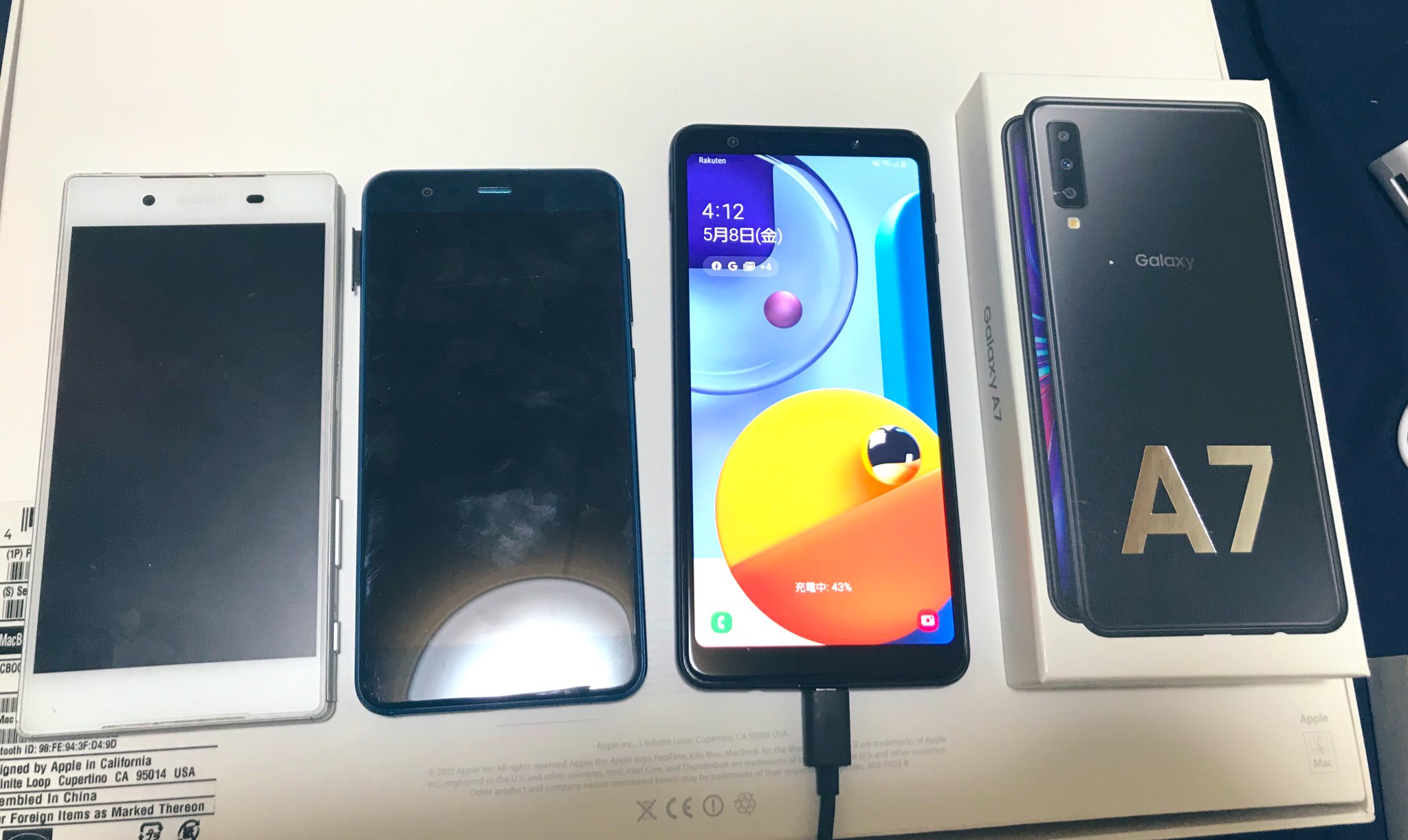 ひさしapp 個人ゲームアプリ開発者 2万円のgalaxy 届いた 過去端末のxperiaやhuawei P10liteも相当デカいんだけど さらにデカくてテザリングしながら動画見まくってもしばらく電池きれなそうw ひさしapp 個人ゲームアプリ開発者 2万円のgalaxy 届いた 過去端末のxperiaやhuawei P10liteも相当デカいんだけど さらにデカくてテザリングしながら動画見まくってもしばらく電池きれなそうw