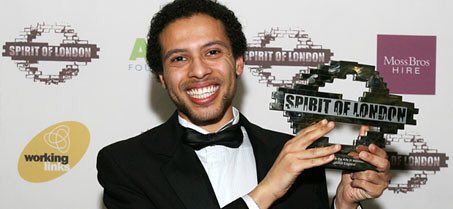 OneBigCommunity's tweet image. Young heroes are out there doing their bit during this crisis to make things better. 15-25 nominate a young London hero today @SpiritofLondon londonsocial.org.uk #TrueFace #LondonTogether