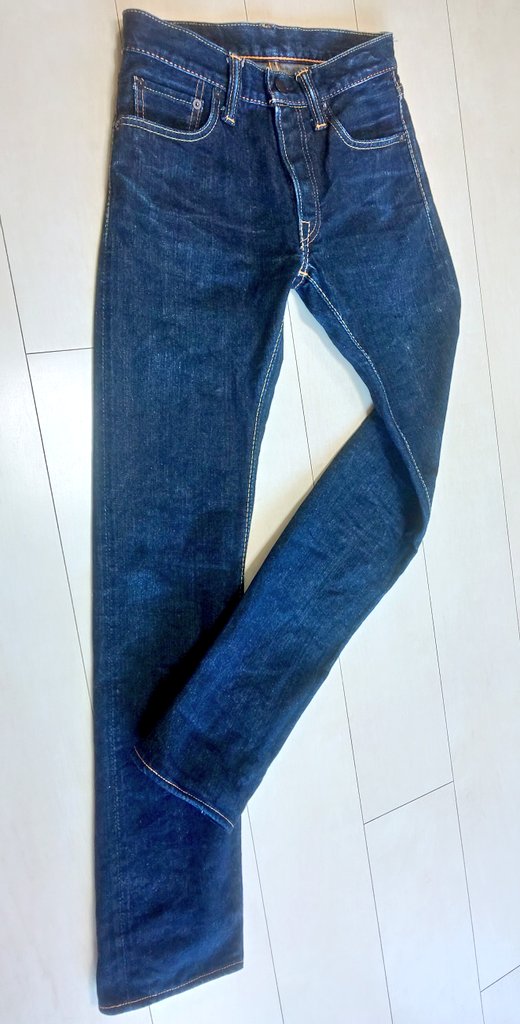 two79136462's tweet photo. 長期出張でしばらく履けなくなるのでまとめて洗濯しました。

#purebluejapan XX-011
#FULLCOUNT 1110
#JAPANBLUEJEANS J0306JB
#BIGJOHN M106J MODS https://t.co/TLImlL1lxF