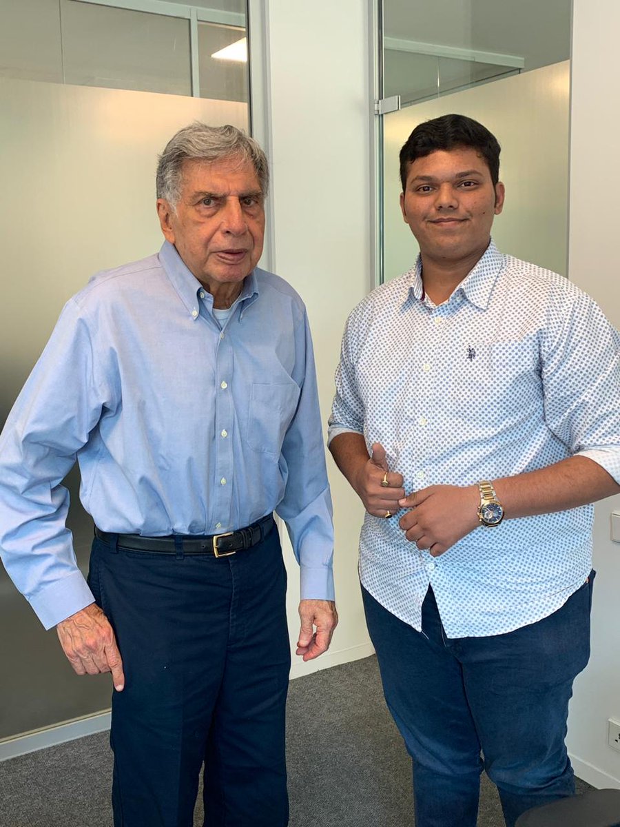 Health_Magna's tweet photo. MUMBAI TEEN ROCKS PHARMA INDUSTRY!
Ratan Tata invests in 18-year-old Arjun Deshpande’s pharmaceutical business, Generic Aadhaar, to bring affordable medicines to the masses.
Kudos to Arjun for his noble venture, and to the tycoon for helping his dreams reach loftier heights! https://t.co/rfs9qWKj5a