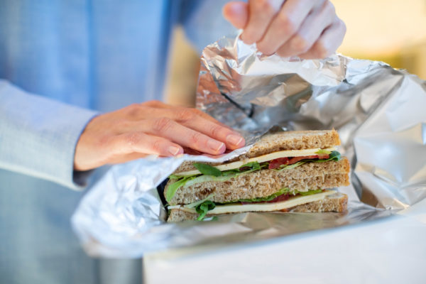 FattoAlimentare's tweet photo. Panini avvolti nell’alluminio, e sicurezza alimentare. Ecco i risultati ottenuti in laboratorio da Assomet #Assomet #alluminio #sicurezzaAlimentare #migrazione https://t.co/ryvj5Ckn7f https://t.co/MnZstUvb4W