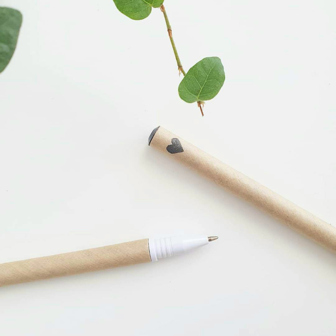 paperpensco's tweet photo. Show your motherly figure how you really feel! Write a message or draw something meaningful on your #paperpen for a more personalised #mothersdaygift https://t.co/0Hnt0IbdIs