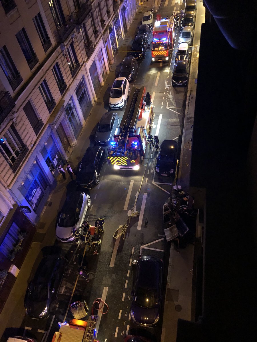 Snoopy66T's tweet photo. Merci aux  pompiers pour leur intervention efficace de cette nuit https://t.co/CKJ5Zm3GJc