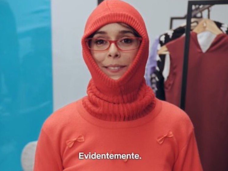 laurasbookcase's tweet photo. ¿Voy a verme todos los episodios de #ValeriaNetflix antes de que termine el día? https://t.co/KaP1LlOS8j