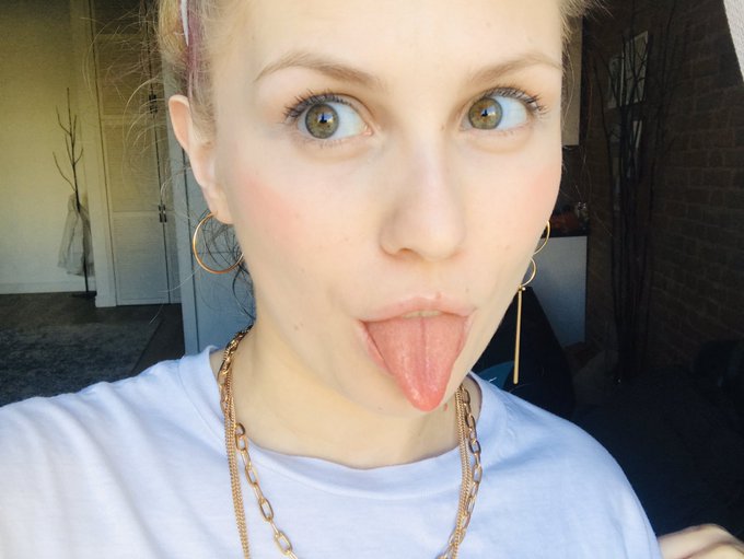 Cheers 🥂 https://t.co/aeiPKaWnWK<a href="/tag/webmodel"class="tags"><span>#webmodel</span></a><a href="/tag/ddlg"class="tags"><span>#ddlg</span></a><a href="/tag/tittydrop"class="tags"><span>#tittydrop</span></a><a href="/tag/onlyfans"class="tags"><span>#onlyfans</span></a><a href="/tag/boosty"class="tags"><span>#boosty</span></a>