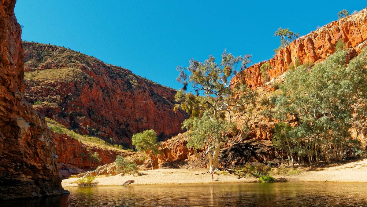 _alicesprings_'s tweet photo. Ormiston Gorge, Alice Springs. 

https://t.co/pwkbMrKAod

#alicespringsdotcom #alicesprings #ormistongorge https://t.co/LDTHrF25Bs