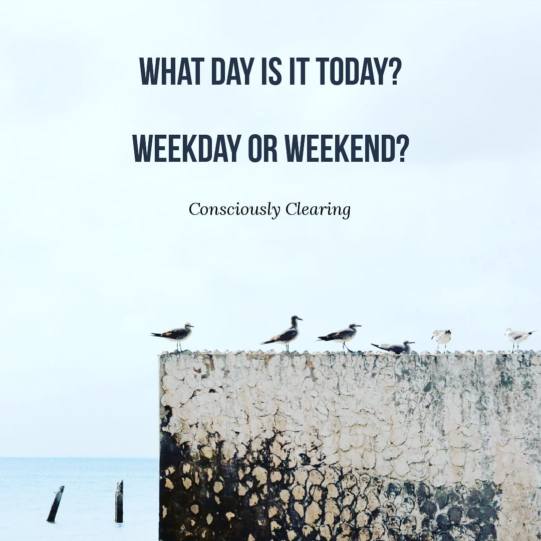 Do you remember  "Happy Friday" and "Here comes the weekend" posts? I used to like the distinction between "week v weekend". There was a difference. I miss that. I think it's time to find that difference again. Happy Friday by the way🙌 #findtheweekend #fridayvibes