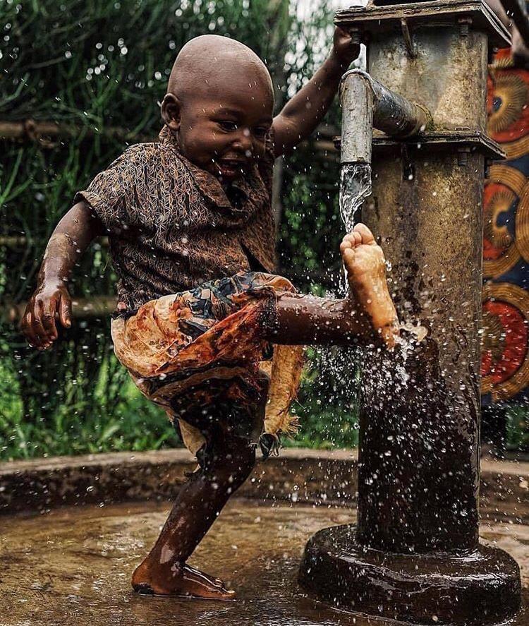 JoeyPamba's tweet photo. Does anyone know who took this photo? Or who owns the rights to this photo? Or how I can contact him or her? 
Kindly retweet https://t.co/dUVTxwervv