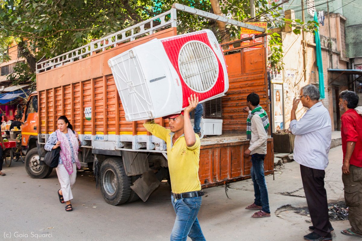 Element 6 tweet media