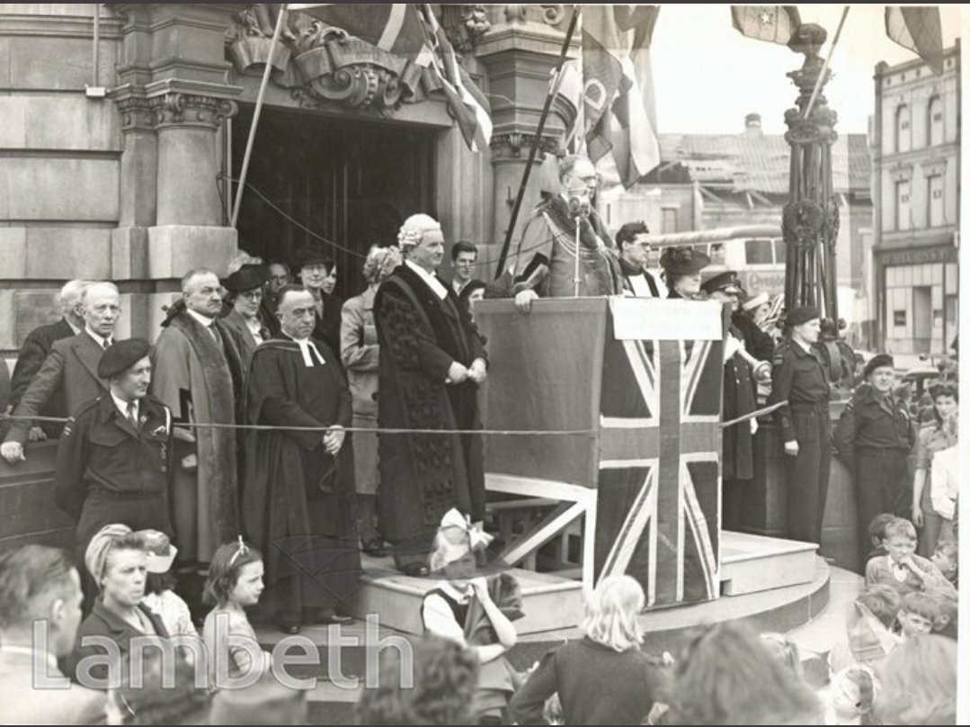 7CoyGLSEACF tweet media