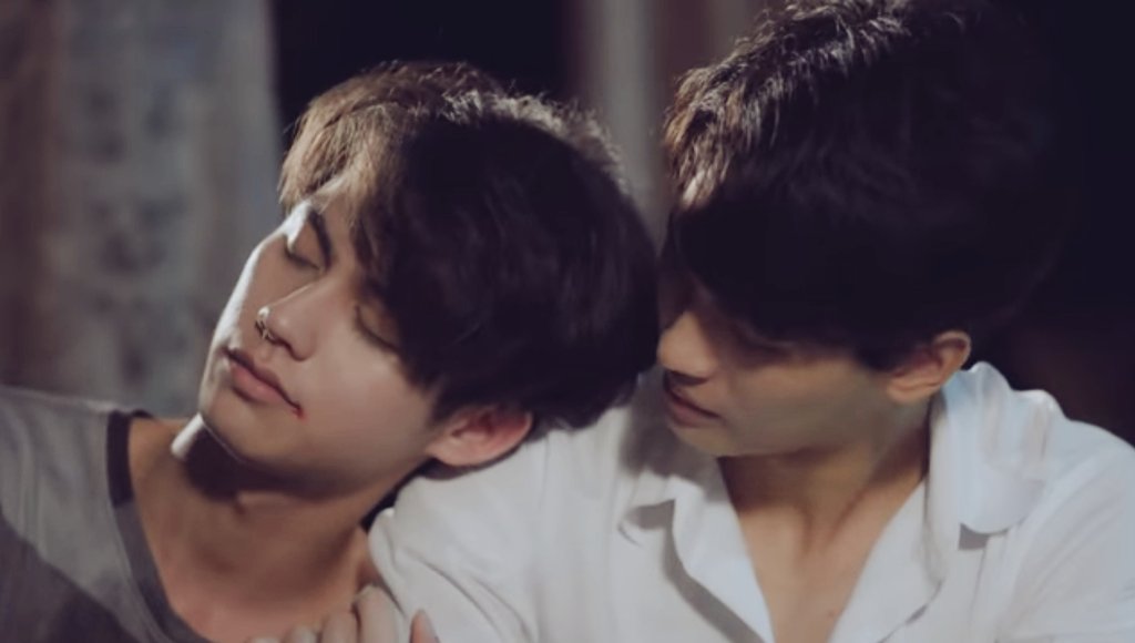 I don't like this new complication in their life but atleast they are together in this plus flirty and chance maarne wala Sarawat is so cute even Tine couldn't stop blushing  #2getherTheSeries