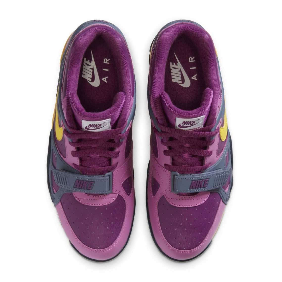 WalkCrep's tweet photo. Nike Air Trainer 3
⠀
💥Cop or Drop💥
⠀
🟣Release date: TBC
⠀
🟣Price: $130 USD

#nikeairtrainer3 #officialcrepwalk #nikeviotech #nikeairtrainer #nikesneakers #nikesneaker #oldschoolsneakers https://t.co/Lzv3nS3fB4