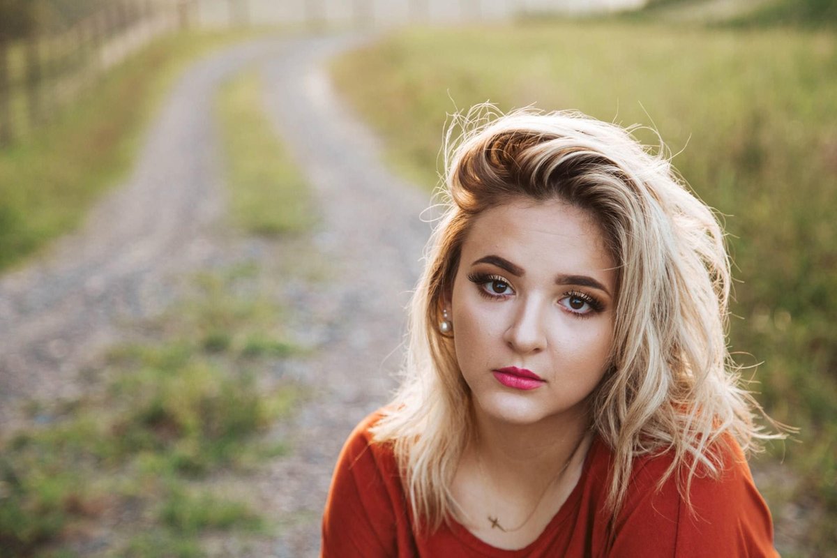 Raegan Rasnick has been a member of the Beta Club for 3 years... to read her full bio visit our Facebook or Instagram pages! On behalf of Ridgeview Beta, we wish you the best of luck Raegan, and remember to continue to Lead by Serving Others! #ridgeviewbeta #seniorspotlight20