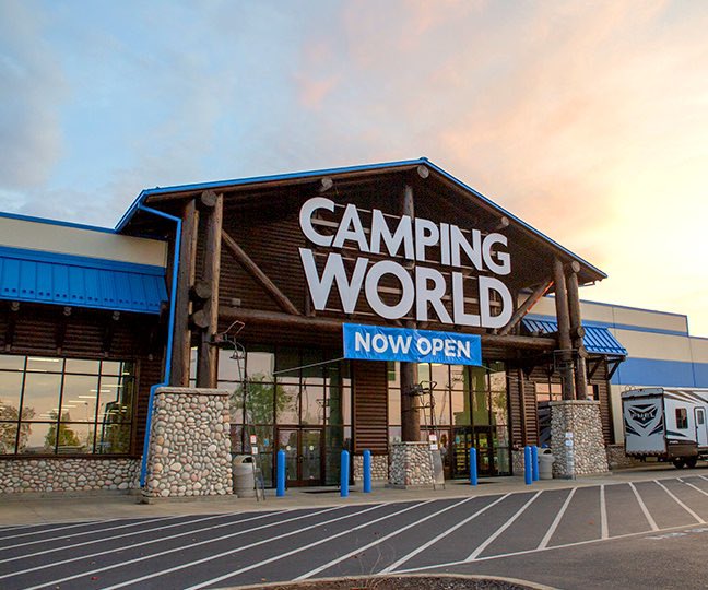 marcuslemonis's tweet photo. I’ll be giving away @CampingWorld prize packs all day... use #campingworld to tell me what you love about the outdoors ... don’t forget you can #seeamericaforless https://t.co/QmQ6F3AhuL