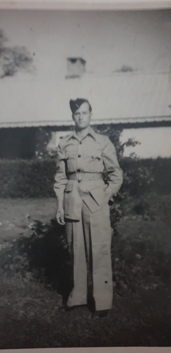 Remembering those who sacrificed their lives for us 🇬🇧