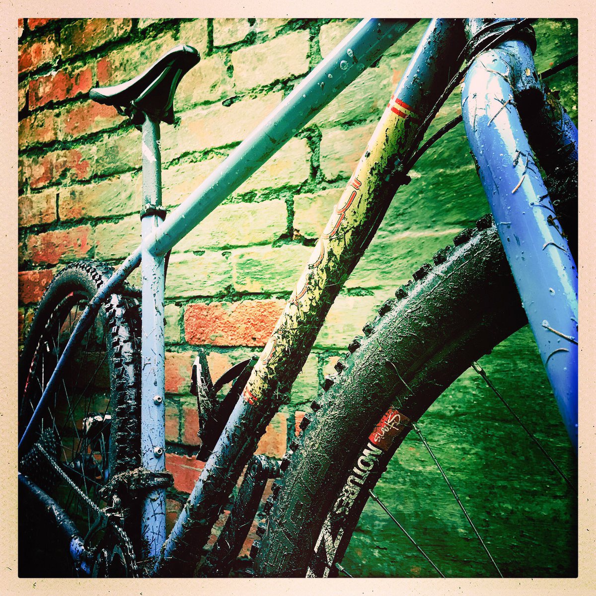 CyclopaediaShop's tweet photo. Another beautiful weekend. And while lockdown continues, we can still #cycle as long as we’re sensible and keep it #local. 👌

So all customers, suppliers and tweeters - please stay safe, healthy and keep pedalin’. It’s the sustainable form of transport and best form of exercise. https://t.co/B6ZVFowf3Q