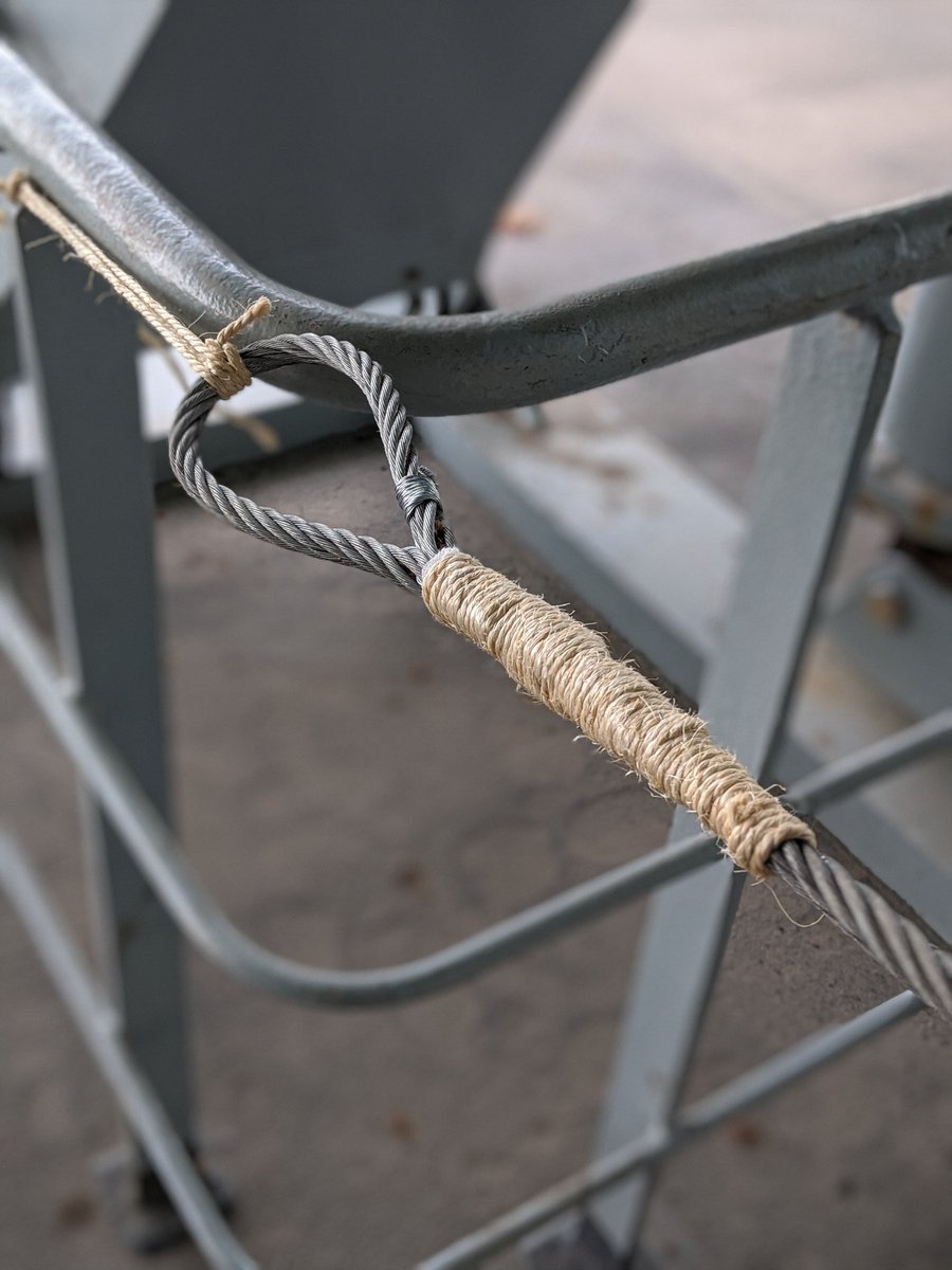 anotherpozzi's tweet photo. Practice, practice, practice...
"Worm and parcel with the lay; Turn and serve the other way."
#NewSkills #WorkLife #LifeAtSea #CareersAtSea #Seamanship #EfficentDeckHand #EDH #WireSplicing
#BullivantLockingSplice #Worming #Parcelling #Serving https://t.co/zT3abofm1W