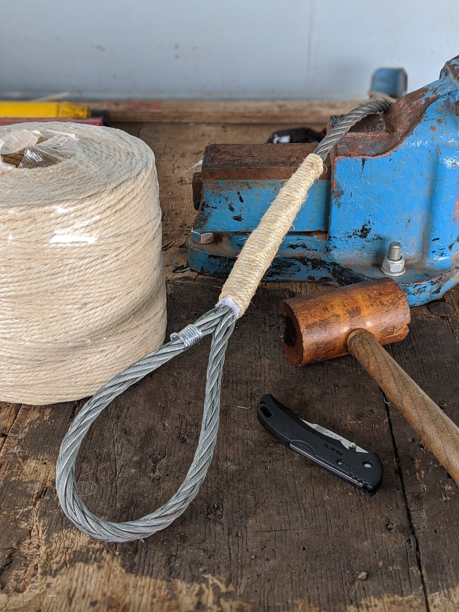 anotherpozzi's tweet photo. Practice, practice, practice...
"Worm and parcel with the lay; Turn and serve the other way."
#NewSkills #WorkLife #LifeAtSea #CareersAtSea #Seamanship #EfficentDeckHand #EDH #WireSplicing
#BullivantLockingSplice #Worming #Parcelling #Serving https://t.co/zT3abofm1W