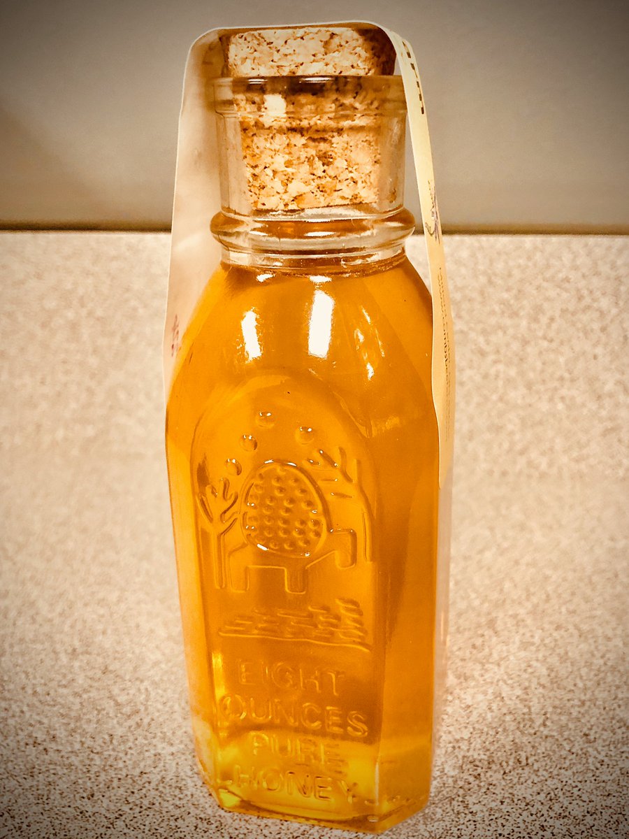 ThompsonRandol's tweet photo. Starting out Mother’s Day Weekend by showing all of our wonderful ladies at 3889 how much we appreciate them. A little local honey from Combs Bee Farm🐝 @GardnerD187 @kelly_broyles @Tre_THD @Asds3889 @AdamW3889 @joey_burkitt @Kkcombs7 https://t.co/cw8oyeWHuj