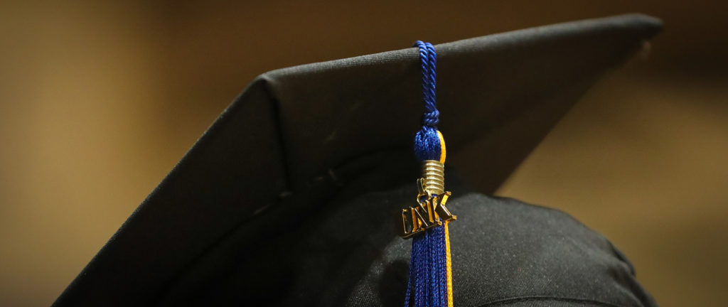 Today we celebrate the Class of 2020. Congratulations #lopergrads, you did it! 🎓🥳 Know a graduate? Tag them in a reply to this tweet to say congrats! 

View and download the Spring 2020 Commencement program: ow.ly/fXbb30qEitK