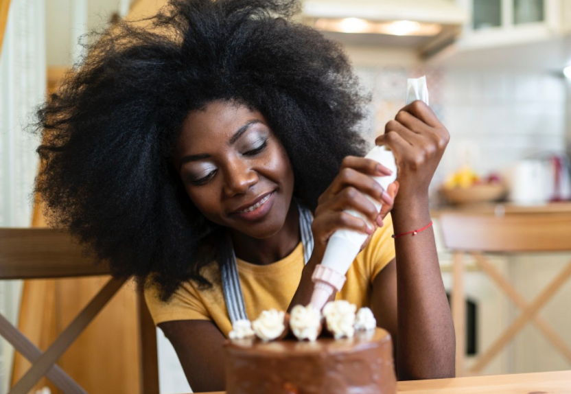 Wondering what to do with your #bankholidayweekend? We'll be taking part in an eco-wellness retreat, having fun with Disco yoga followed by tasty burgers at a discount &amp; rounding things off with a spot of baking (flour &amp;🥚from <a href="/GAILsBakery/">Gail</a>) - care to join? boemagazine.com/2020/05/your-w…