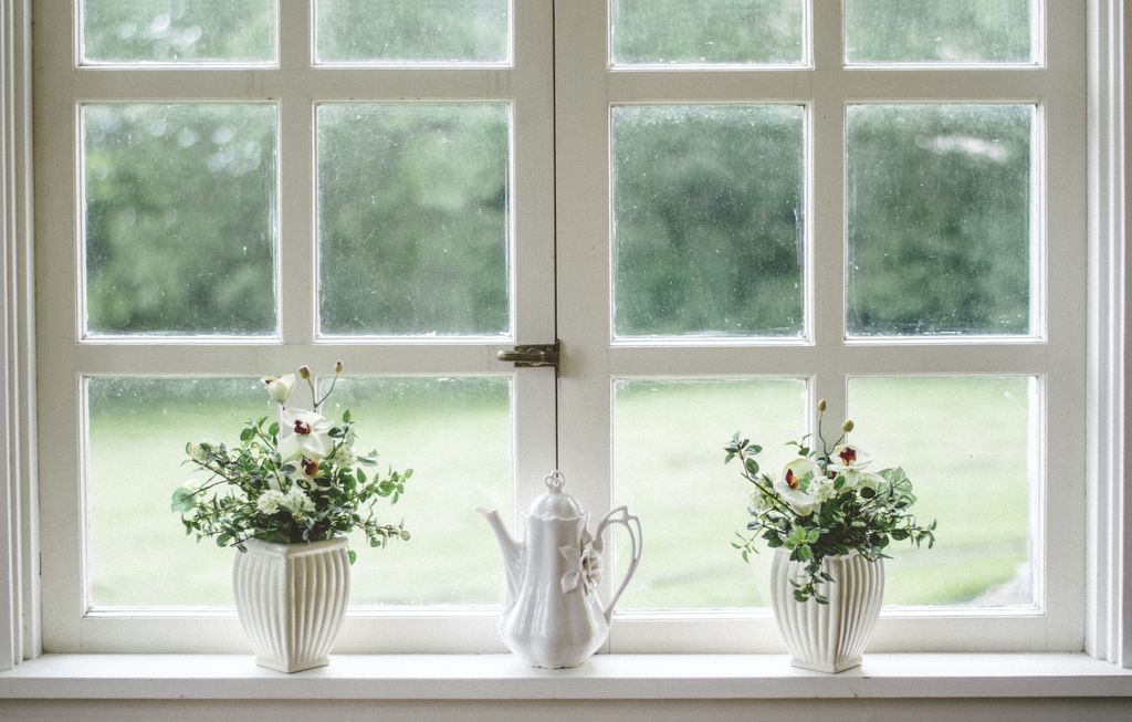sash_windows's tweet photo. Our top priority is the #healthandsafety of our clients and our staff so we are doing everything we can to keep you all safe.

For those who are #selfisolating we are happy to take forward bookings – please see our #covid19update for more info https://t.co/DQyF9I3Qb7 https://t.co/XvfMDNtBPg