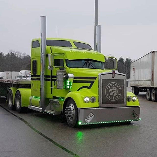 ✅ Follow, Like, Share and Comment 📝
#custom #stainlesssteel #cummins #n14 #isx #cat #turbo #3406e #6nz #c15 #c16 #c18 #peterbilt  #autogramtags #trucking  #freightliner  #mantrucks