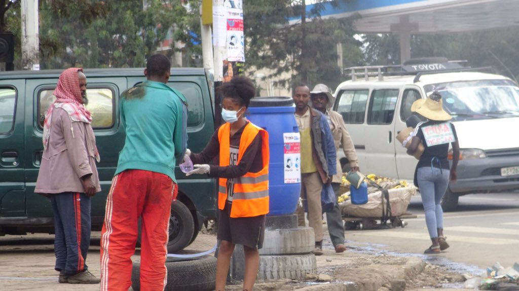 SmartUpAddis123's tweet image. Day 2
SmartUP Addis YMCA Hub  COVID 19 Prevention Campaign is on going...
Thank you our Youth champs , and mentors