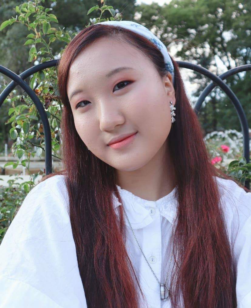 Senior Spotlight: Lauren Kim